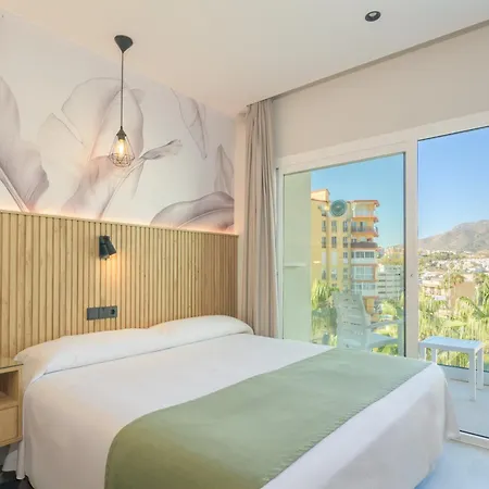 Otel Parasol By Dorobe