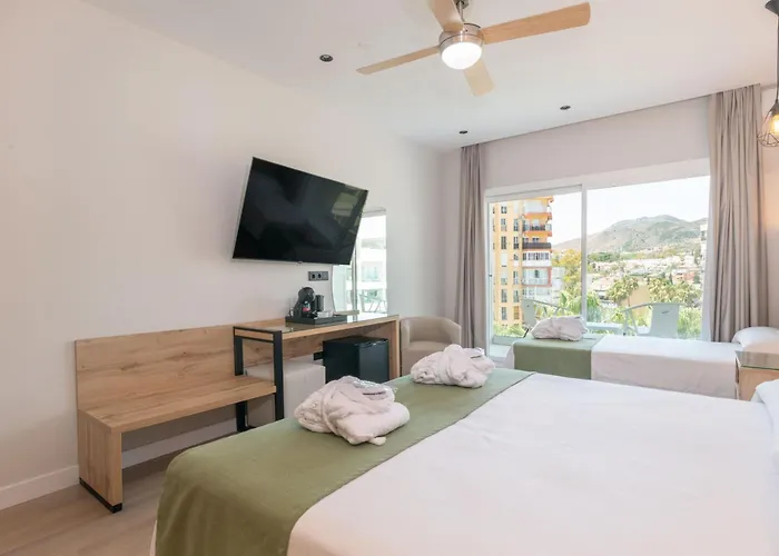 Parasol By Dorobe 4* 토레몰리노스