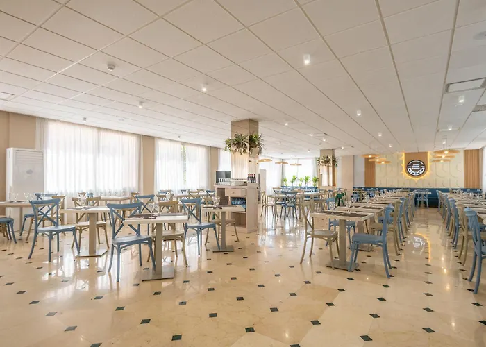 Parasol By Dorobe 토레몰리노스