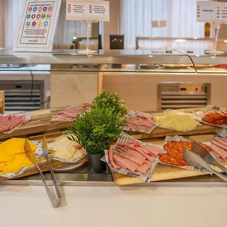 Parasol By Dorobe Торремолінос