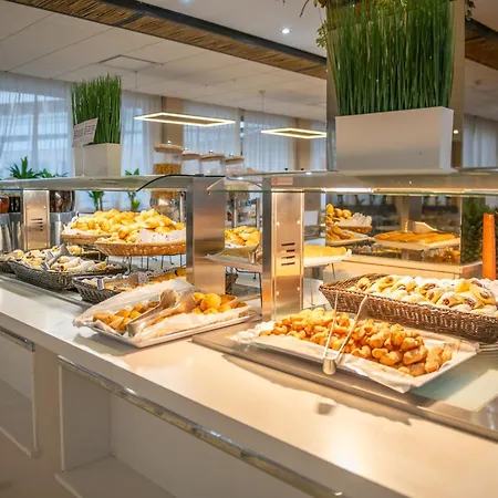 Parasol By Dorobe 4* Торремолінос