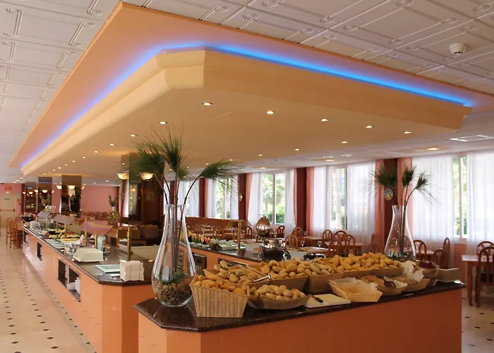 Parasol By Dorobe Hotel