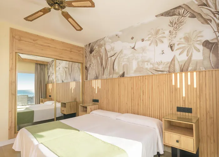 Parasol By Dorobe Hotel