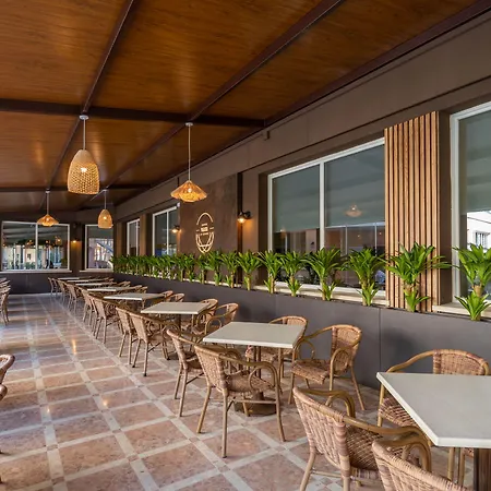 Parasol By Dorobe Hotel 4*